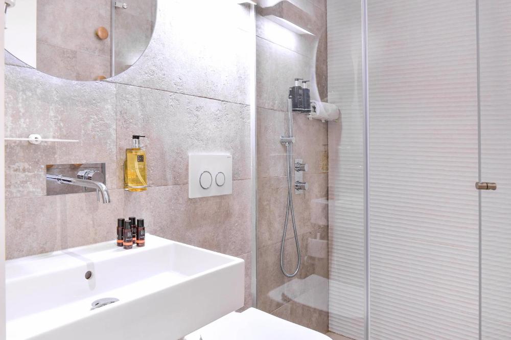 Twin Room interior